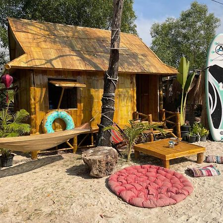Young Wild And Free Koh Kong Exterior photo