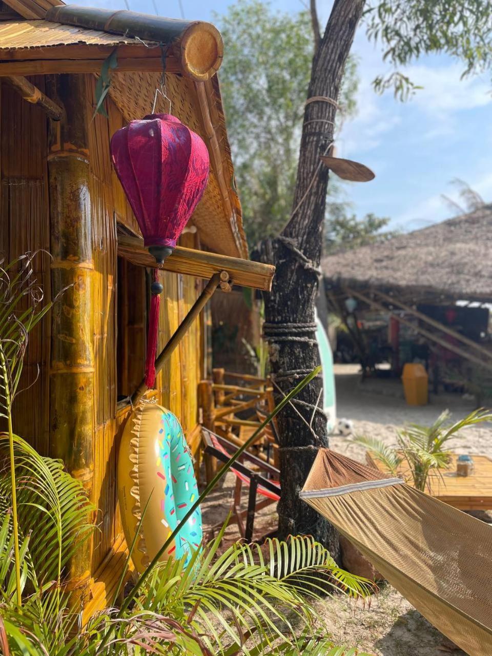 Young Wild And Free Koh Kong Exterior photo