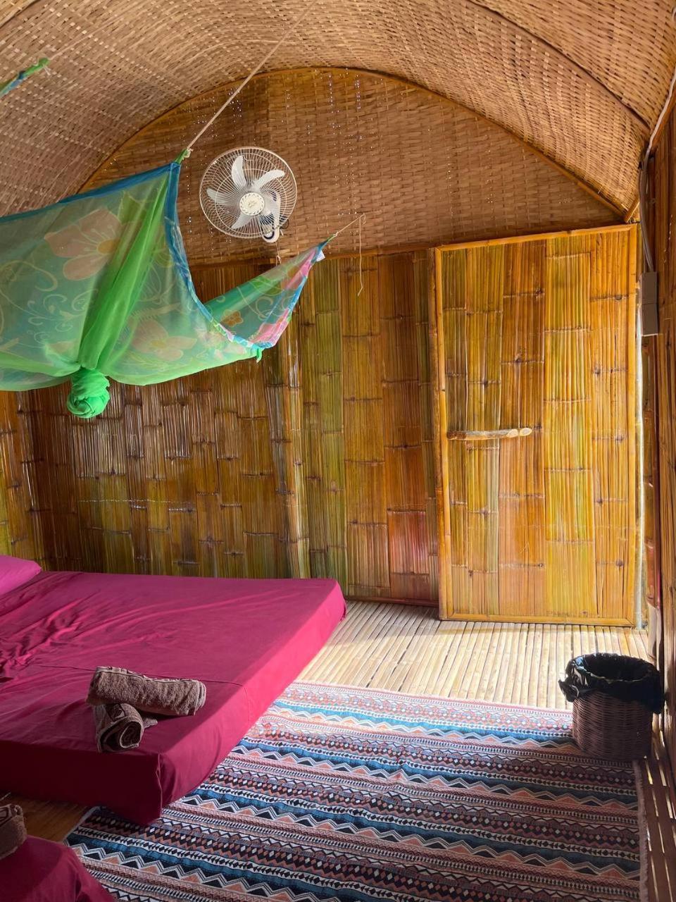 Young Wild And Free Koh Kong Exterior photo